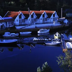 Eastside Cottages Bomlo